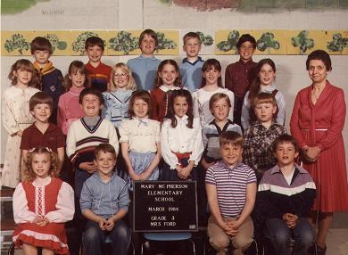 3rd grade class, 1984