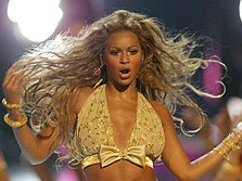 Beyonce 2004 VMA