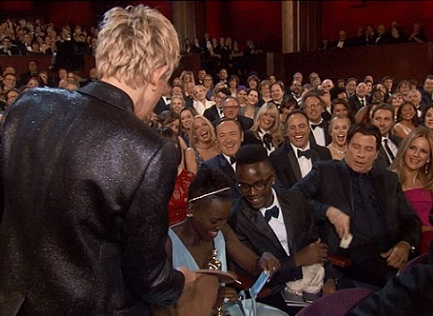 Ellen asking for tip money for the pizza guy at the Oscars